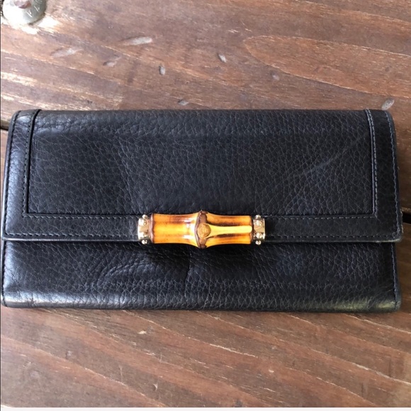 Authentic Vintage Gucci Bamboo Wallet - Picture 2 of 16